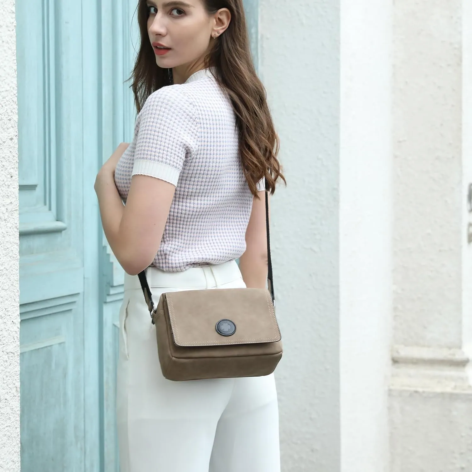 AFKOMST Small Crossbody Purse for Women, Vegan Leather Cross Body Bag and Trendy Shoulder Handbag with Guitar Strap