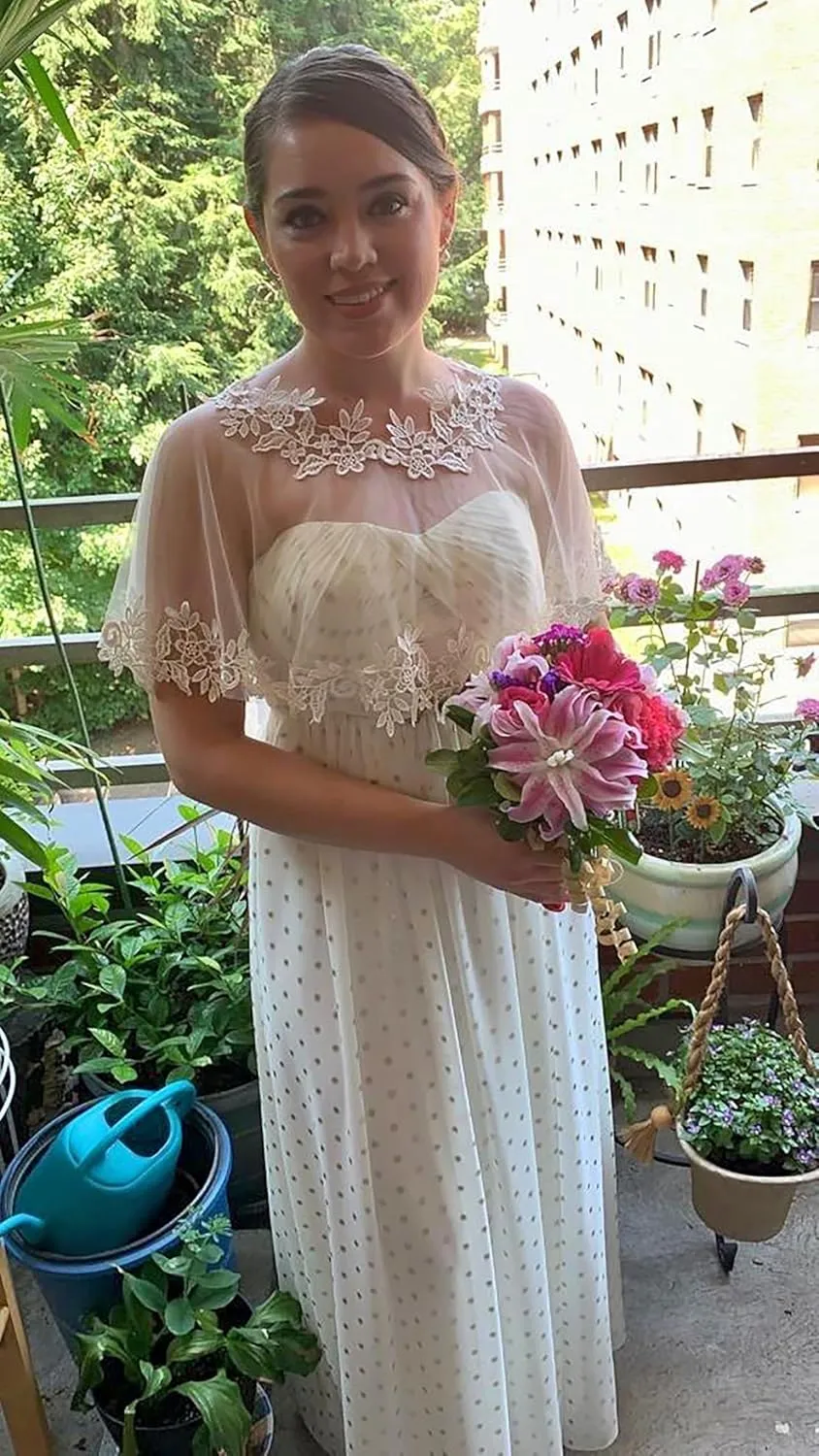 MisShow Women's Lace Appliques Shawls Wedding Bridal Cape Shoulder Covers Bolero