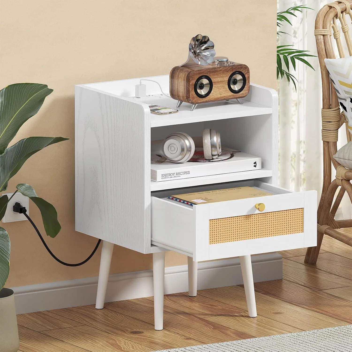 Rattan Nightstand with Charging Station, Mid Century Modern Bed Side Table, Boho End Table with Wood Legs, Bedside Tables for Farmhouse Bedroom Living Room Dorm Sofa Couch Office Corner (2, White)