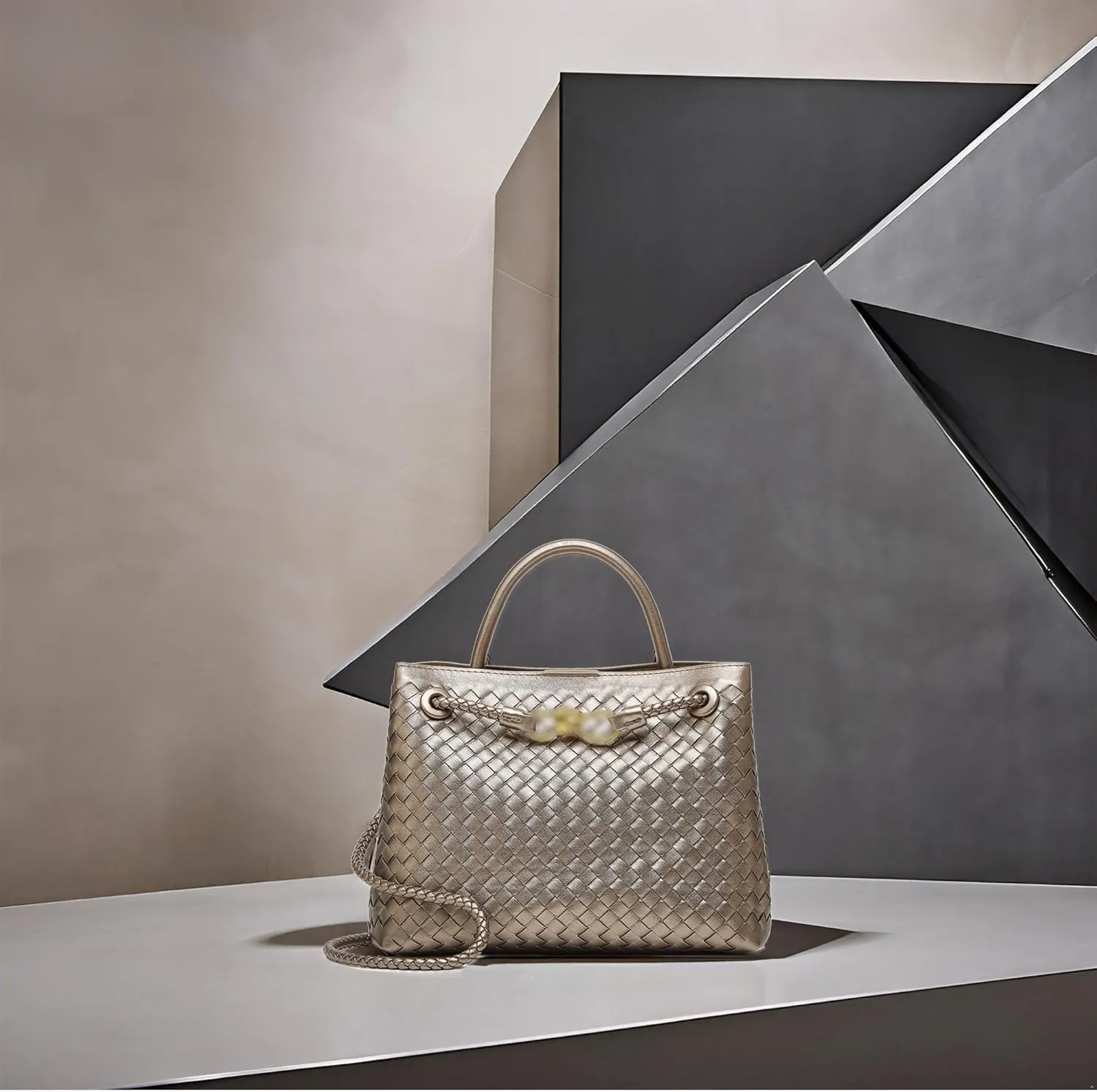 Woven Bags for Women Tote Purse: Vegan Leather Shoulder Handbags - Large Beach Tote - Travel Totes Handwoven Satchel